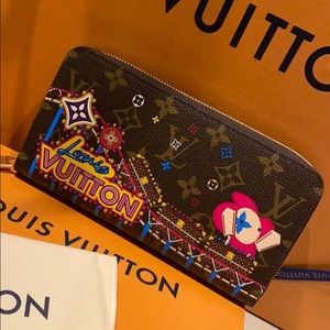🔥 LV limited edition 2020 Vivienne zippy wallet🔥